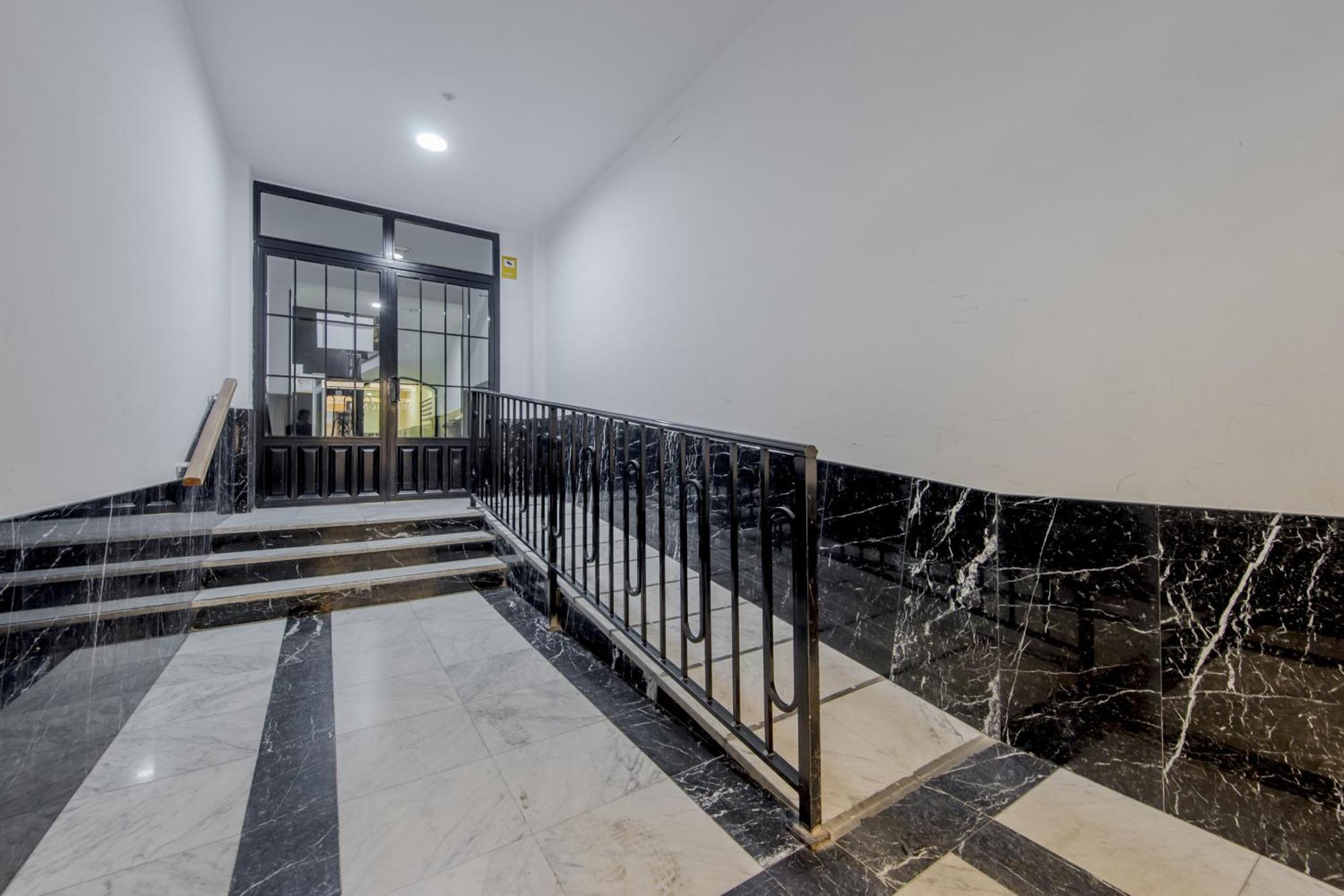 Encantador Piso En La Latina - Madrid Centro Экстерьер фото
